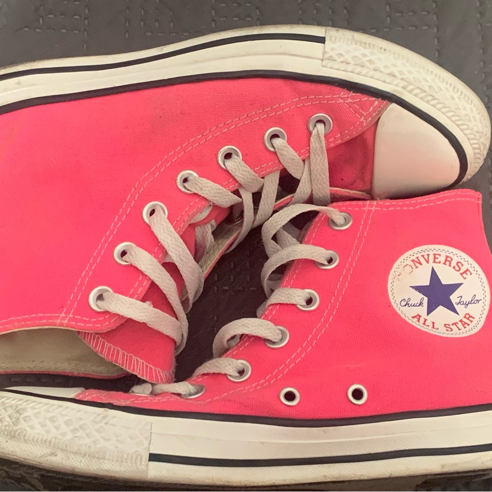 Converse - Picture 3 of 8